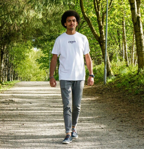 Vinkkejä kynsisienen peittämiseen